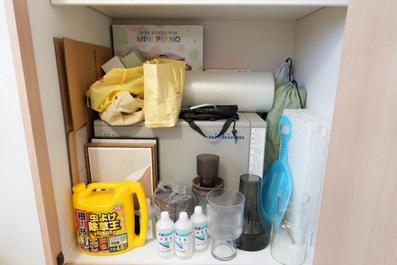 セキスイハイムに設置されたニチコン製12kWh蓄電池(e-PocketGREEN)の実物写真。