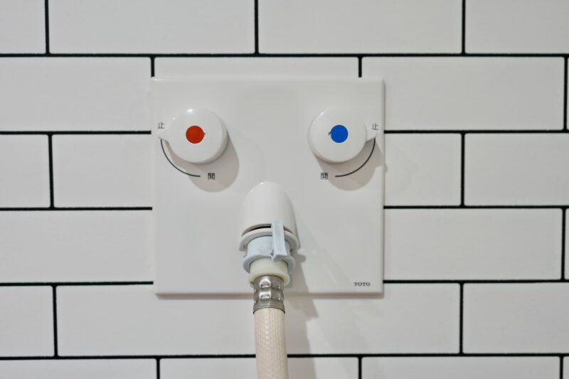 洗濯機用の混合水栓。お湯が直接出るので泥汚れや時短に便利